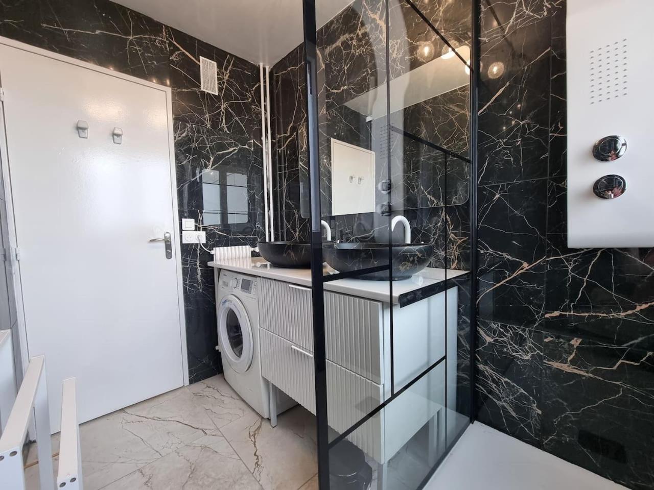 Grand Appartement 3 Chambres Disney - Paris - 82M2 Нёйи-сюр-Марн Экстерьер фото